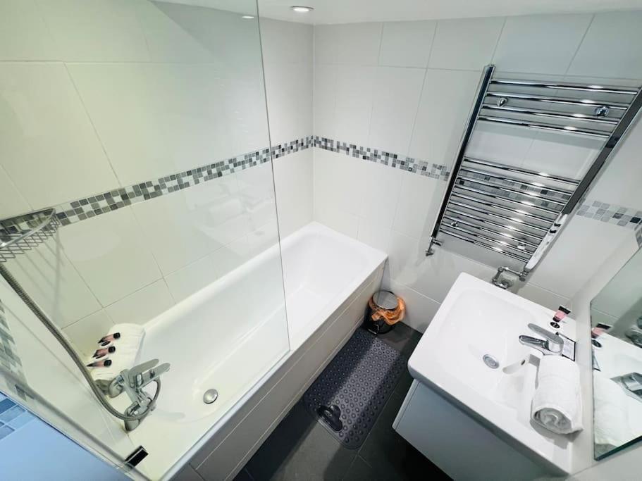 3 Notting Hill, Portobello Road-Amazing Location! London Exterior photo
